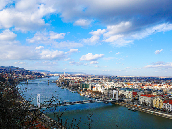 Csodás panoráma a város felett