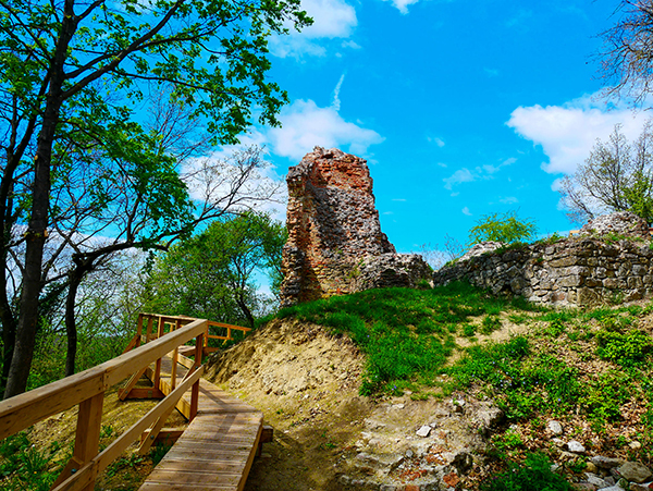 Fehérkő vára a Balatonnál